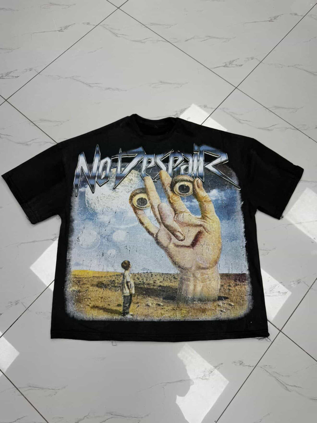 OBSERVER T-SHIRT